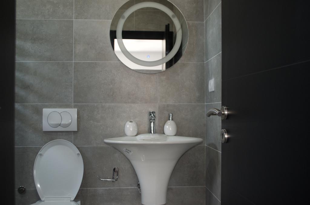 Flo Apartments Ulcinj Bagian luar foto